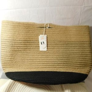 WOVEN TOTE